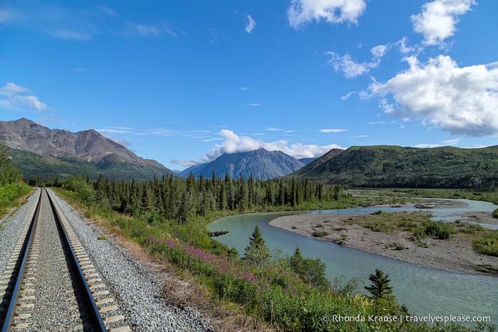 https://loewenfells.com/travel-blog-mckinley-explorer-alaska-railroad/